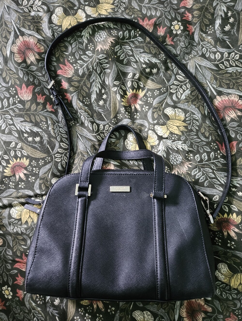 Kate Spade ♠️ black Felix Purse- used condition